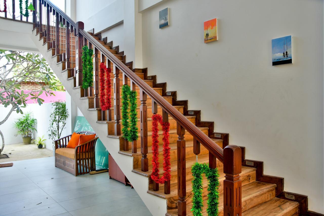 Rominrich Hotel Хикадува Екстериор снимка