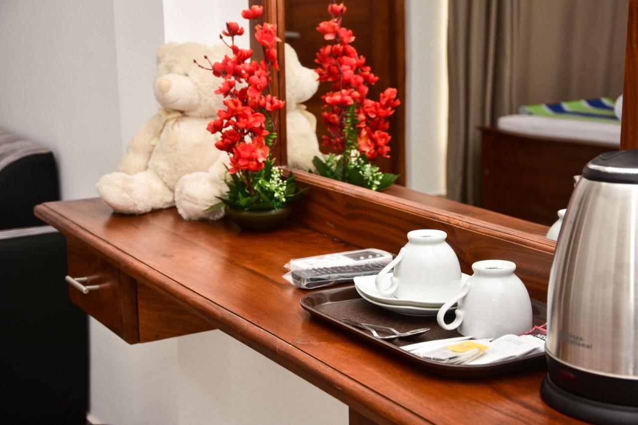 Rominrich Hotel Хикадува Екстериор снимка