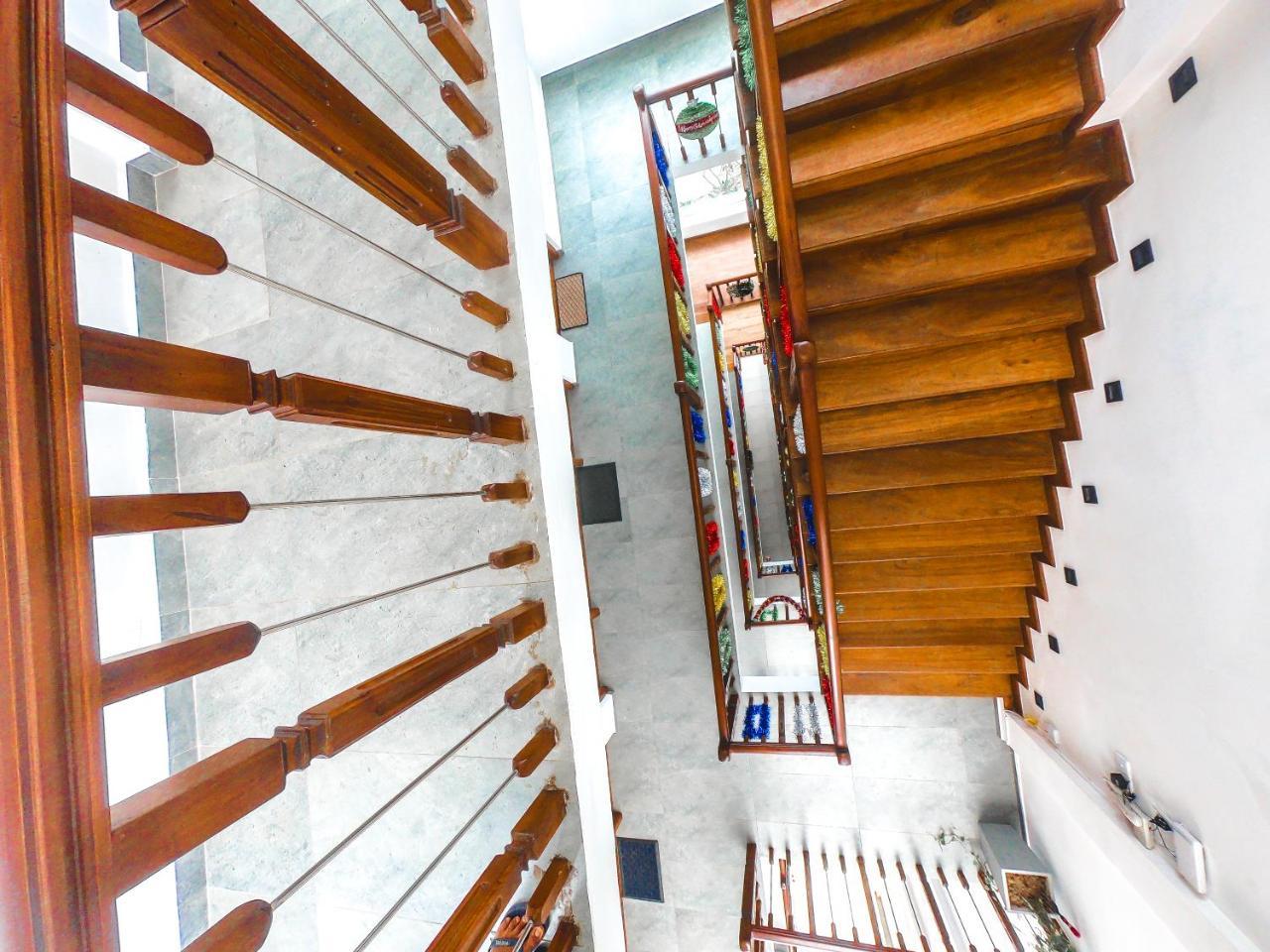 Rominrich Hotel Хикадува Екстериор снимка