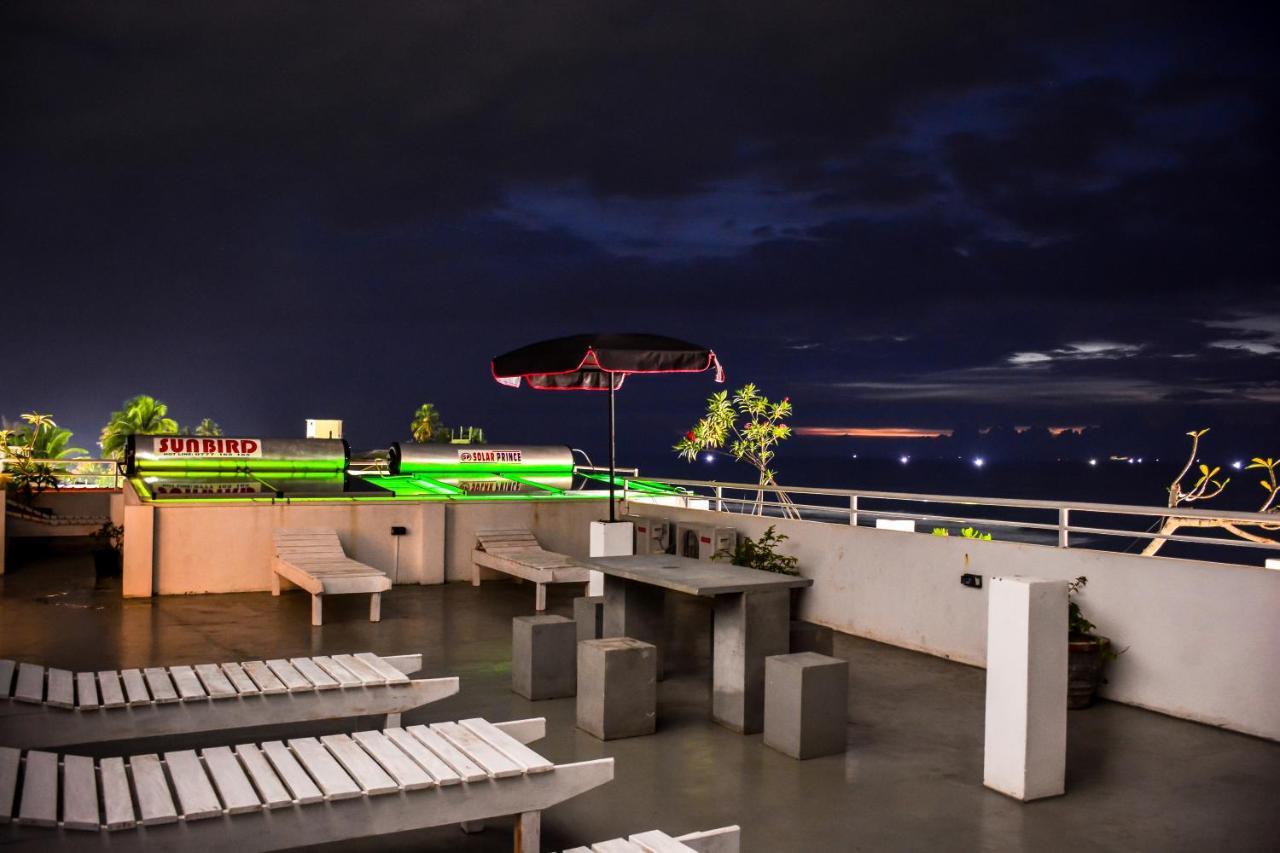 Rominrich Hotel Хикадува Екстериор снимка
