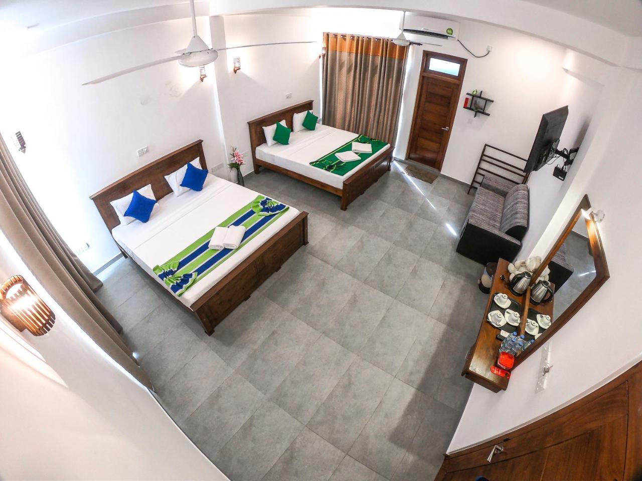 Rominrich Hotel Хикадува Екстериор снимка